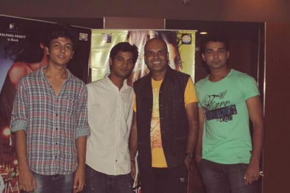 hr_rastogi's tweet photo. Special screening of #tum ho yaara.
Thnku sandeep malani ji for inviting us!! http://t.co/xW2gO2V2pJ