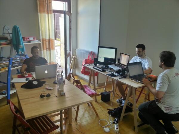 MarabuntaLAB's tweet photo. Lavorando nella nosta nuova Sede  Working in our new head office!
#gamedev #office #game #developers http://t.co/WW7SCCeyu2