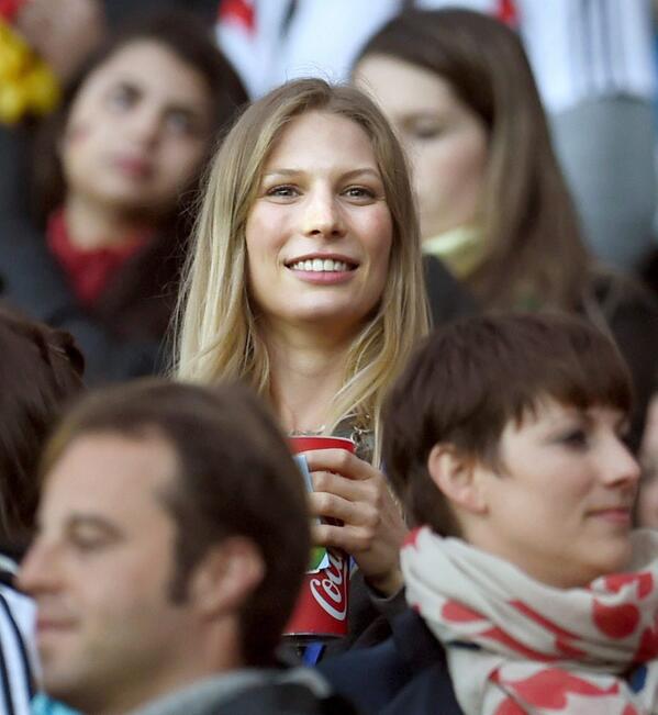 BrZ5Sl5CUAAqL7T The beautiful German WAGs were in attendance for the Algeria game [Pictures]