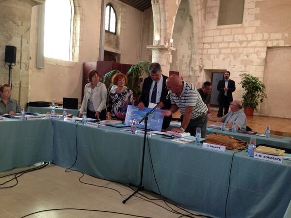 L'association La Godaille offre 1000€ pour reconstruction mairie. #Cmlr