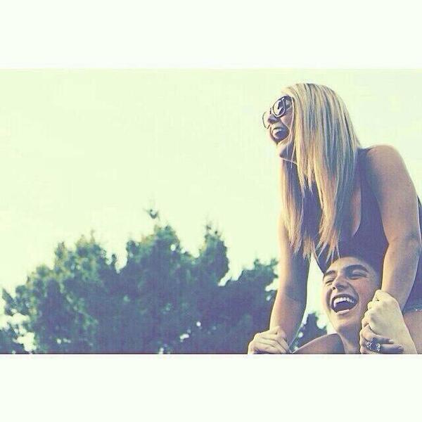 CloseToChance's tweet image. [NEW PICTURES]: #AllFriends #NoBae