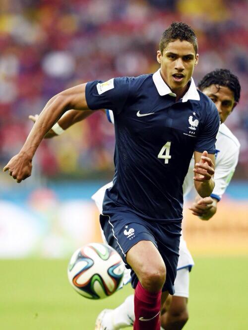 Footballogue tweet picture