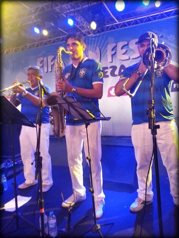 Pimentelrsp's tweet image. Tocando ontem no FIFA FAN FEST Fortaleza
Shoooow  #timLab