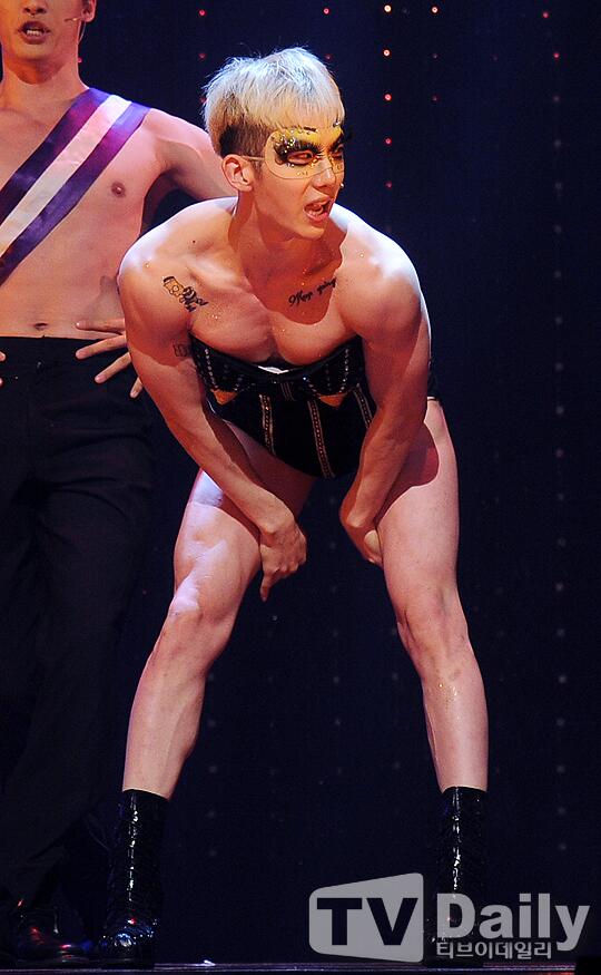 Br_7vJQCUAAMa9t.jpg:large