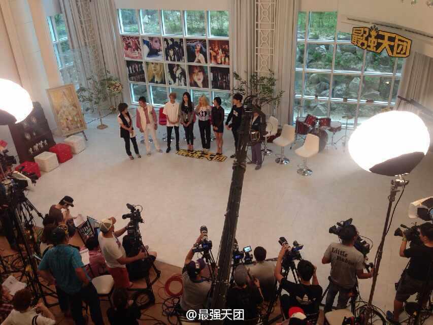 Br_82PFCIAAQ9jB.jpg:large