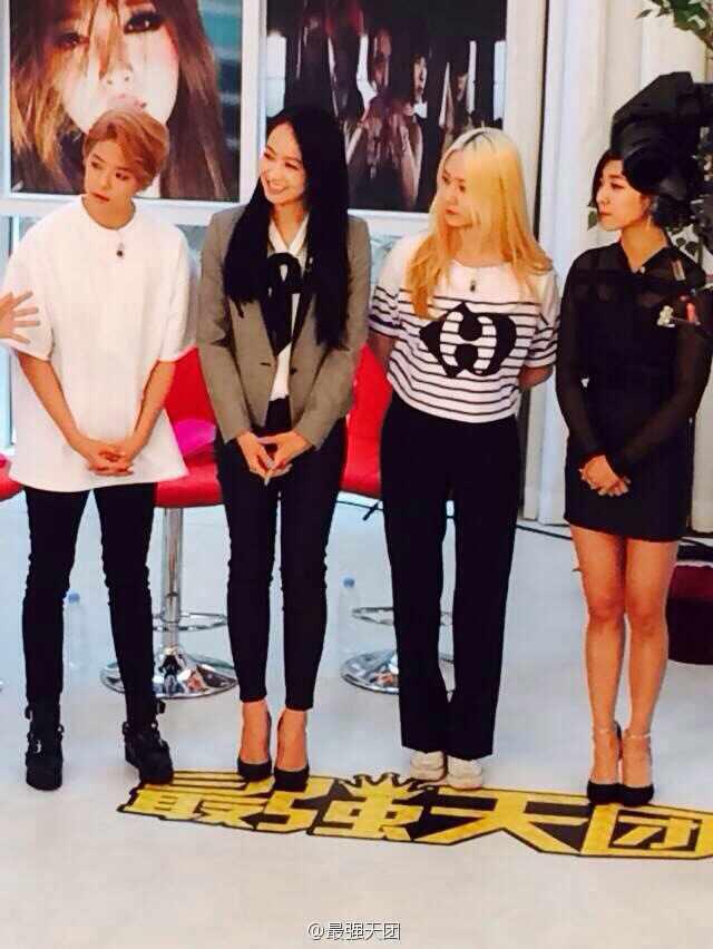 Br_84HoCQAEsYCB.jpg:large