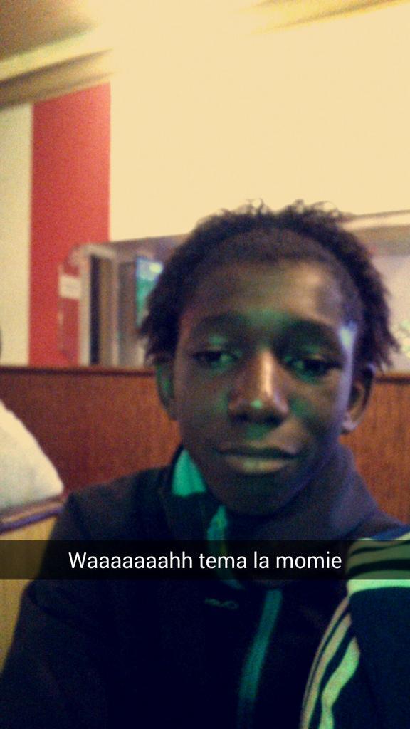 LouzouZoulou's tweet image. Putain cmt ce mec la peut avoir 17 ans ?  AHHAAHAHAHHAHAHA #LetrangeHistoireDeBenjaminButton #MadeInLesUlis