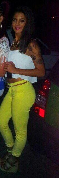 anapereless's tweet photo. Un día sin una sonrisa, es un día perdido!!! #BN http://t.co/slRyvaNReo