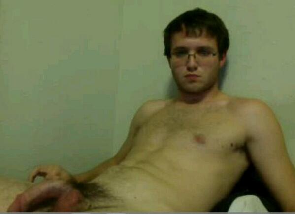GayComicUnivers's tweet photo. Big Cock Geek #gaycomicuniverse I.G @ gaycomicuniverse http://t.co/vUT7qk3OVz