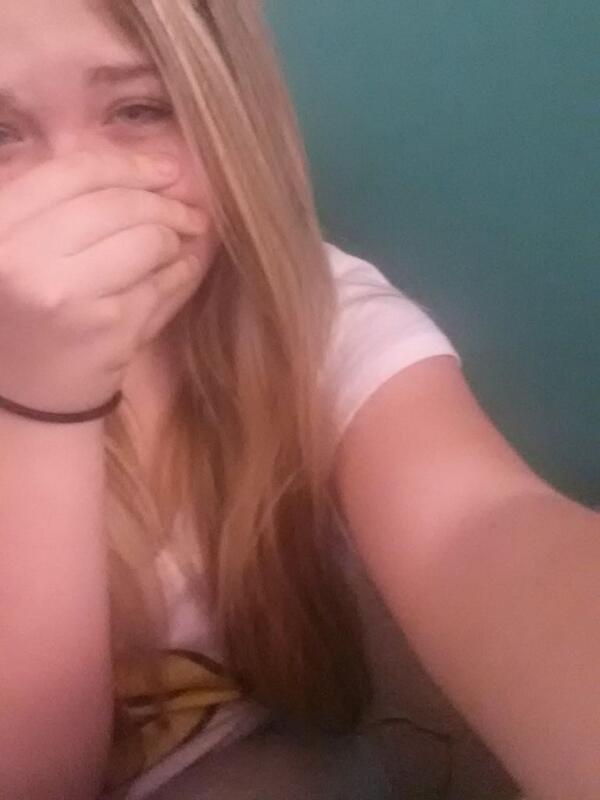 undokat's tweet photo. IM CRYING AND TELLING PEOPLE TO BUY JACOBS EP ON ITUNES BUT THEY WONT LISTEN FFS  @JacobWhitesides #3AM http://t.co/1ThrITmxfv