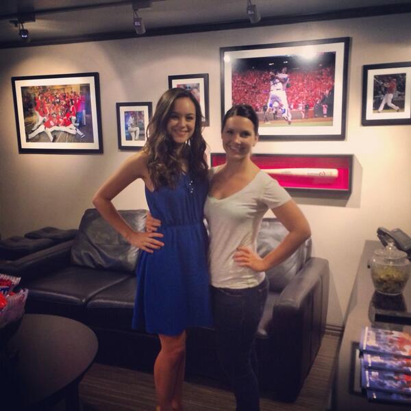 pick_christina's tweet photo. Had so much fun with @hayleyorrantia tonight! Go #Rangers http://t.co/6DiEfXY0wG