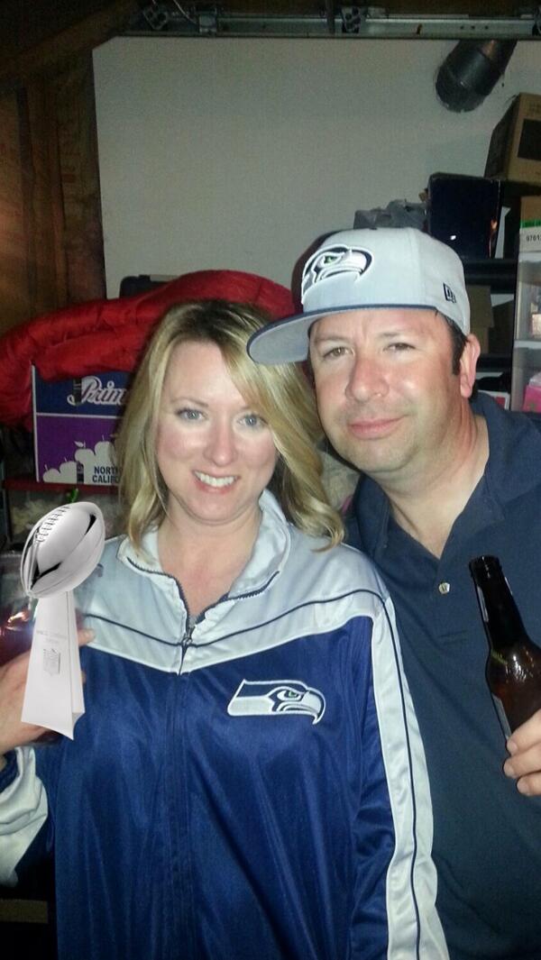 obrienohana's tweet photo. Have you seen my #SuperBowlRing http://t.co/Wy6Ho5RaN9