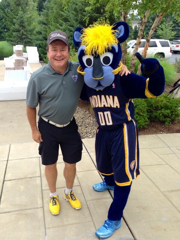 BruceKopp's tweet photo. Hangin with Boomer at #BobAndTom #FuzzyOpen today in Fishers raising money for #RileyHospital http://t.co/wDjiR6BEgr
