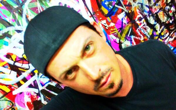 ManuIntiraymi's tweet photo. Where am I? Winner get's a free signed Autograph. www.startrekrenegades. #actors #LA #actorfilms #star trek #rock http://t.co/yUjS9fUGFz