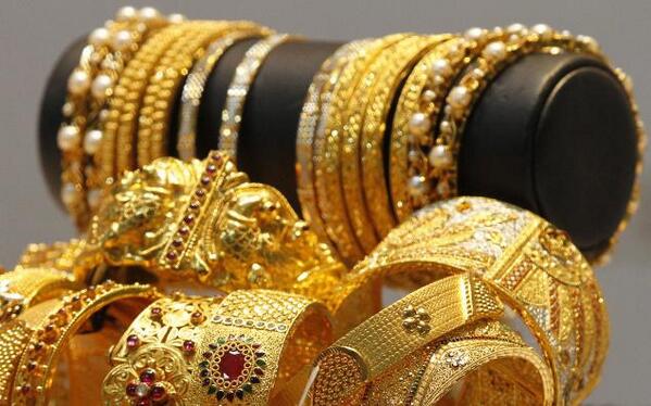 Bullionbay's tweet photo. What can we expect for #Gold prices in the coming year? - http://t.co/tOTK1NfBPX #Bullion #Featured #Silver http://t.co/a7kkcHazA6