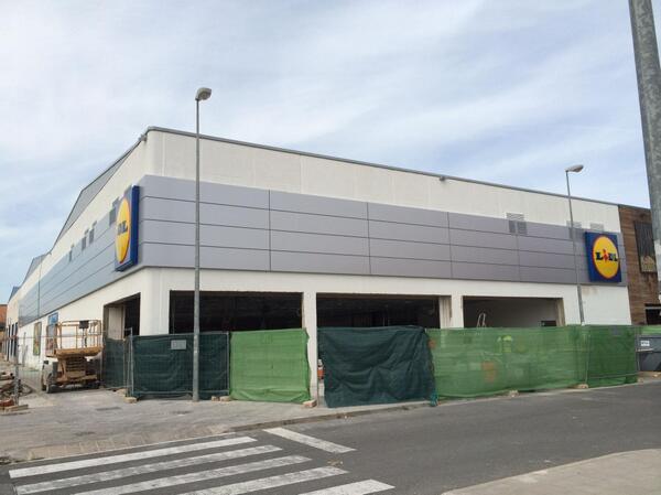 Tabitec1's tweet photo. Tabitec finaliza cuatro supermercados LIDL http://t.co/Pu7u1gMQ1M http://t.co/2iElkNavp6