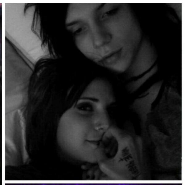 AutomaticJSimms's tweet image. #MCM4life @SingingBiersack