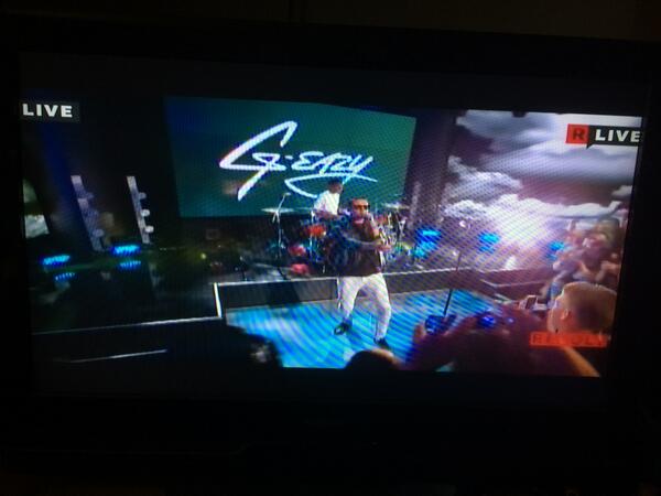 TeamG_Eazy's tweet photo. .@G_Eazy &amp; @BlizzyLC killing shit on TV right now. #REVOLTLIVE #TheseThingsHappen @RevoltTV http://t.co/vEkOBpETnH