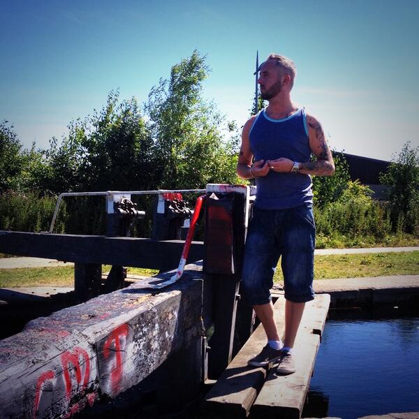 Enjoying the irish sun today 😎☀️