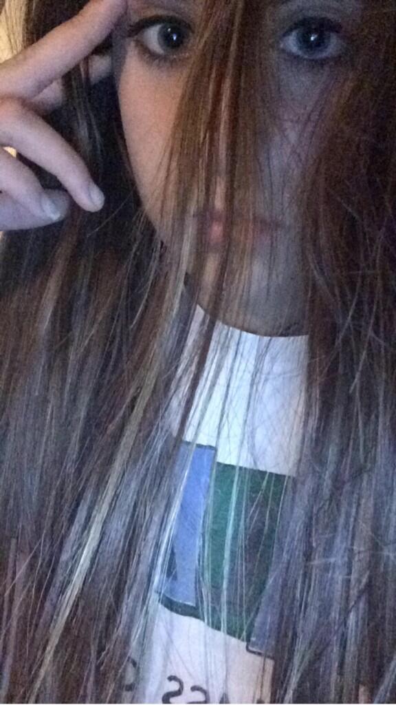 usedbong's tweet image. "all feminists are so annoying if u guys think boys are so awful why dont u just become lesbians"