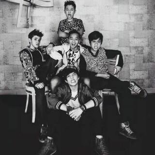 Hanholic_OFC's tweet photo. Halo:) http://t.co/trH9snyS0q