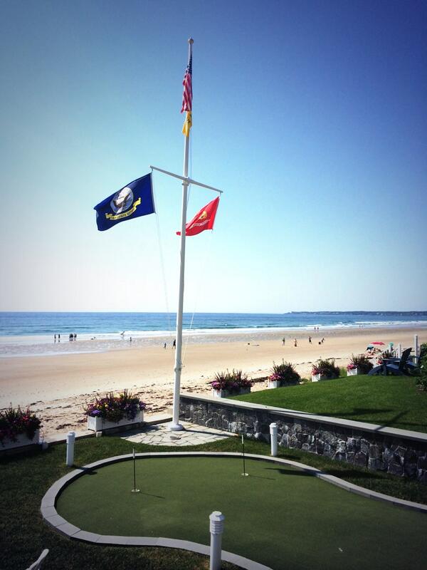 kaybeezly's tweet photo. Beautiful beach day #100happydays #day91 #sharkcastle #beachsoccer #paddleboarding #minigolf http://t.co/TL3YJpEiDI