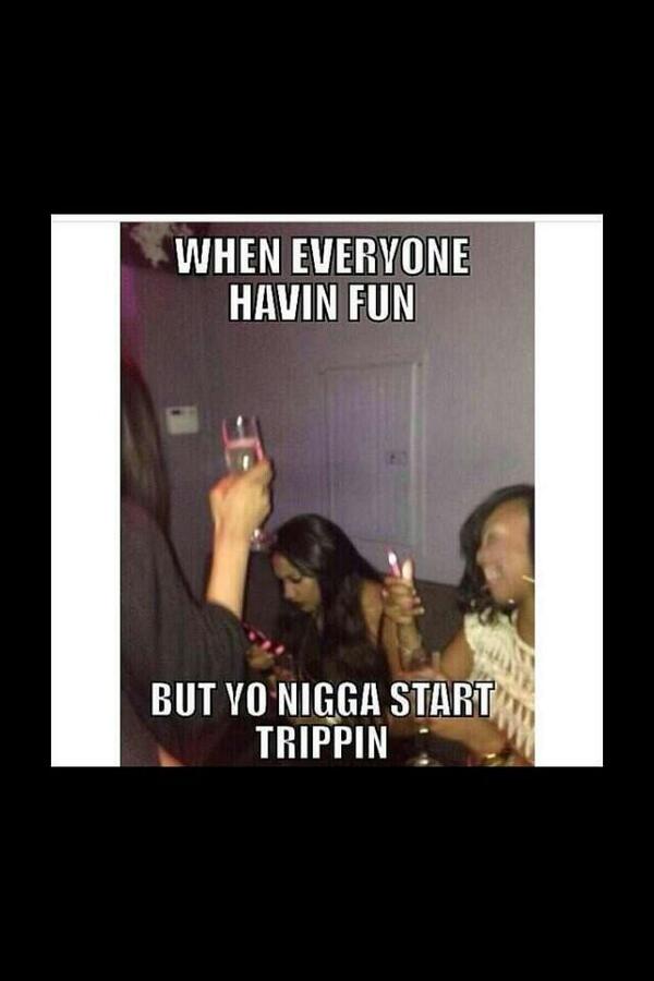 _ForeverQueenD's tweet photo. ALWAYS happen 😂 http://t.co/tzPnuekwmU