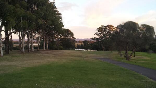 WindsorGolfClub's tweet photo. A drive down the 10th on a clear morning is a many splendid thing. http://t.co/IwhHzX7nva