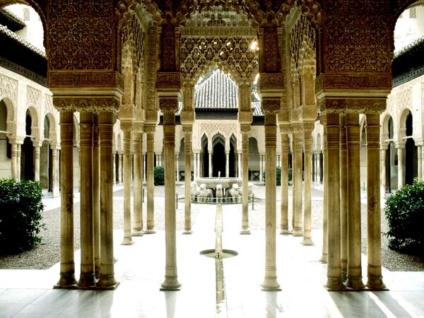 elEconomistaes's tweet photo. Confirmado: El embajador de EEUU en España asegura que #JuegoDeTronos se rodará en Andalucía http://t.co/XWS72KTHXu | http://t.co/WntAzpRBTT