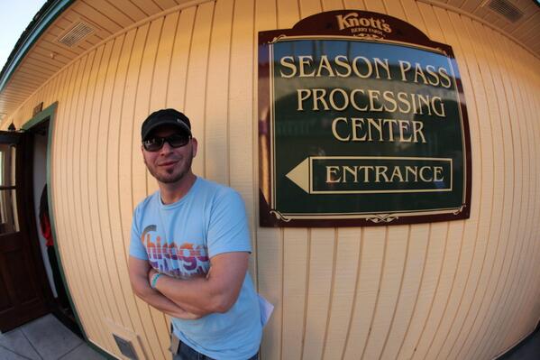 Dreamers Podcast Doug Barnes, The Voice of the Theme Park Industry howtodream.co/doug-barnes-th…