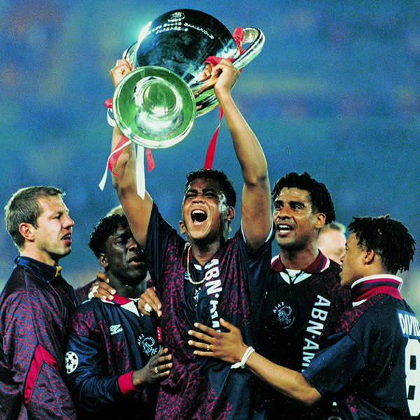 AFCAjax's tweet photo. #AjaxKalender: @PatrickKluivert is jarig! De voormalig Ajacied wordt 38 jaar. Happy birthday! http://t.co/VZjd0RktTG