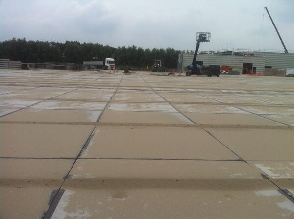 _Stelcon_'s tweet image. In uitvoering: Project @airproducts te Halfweg, 14.000 m2 @_Stelcon_ platen, opdrachtgever @goedonderbouwd...