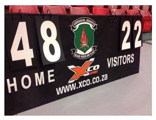 WitsNetball's tweet photo. Our Wits Ladies doing us proud! 48-22 against UKZN #netball#USSA2014 http://t.co/xH50fSZ3ur