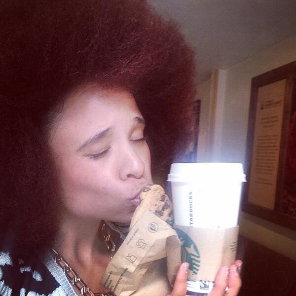 lesley_lesdoit's tweet image. Salgo d cerrar algo genial y me doy #capricho de #shortbreadcookie y 1 #chailatte d #starbucks 💖CAPRICHOS SON SANOS 💖