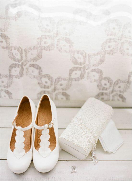 Catbride_com's tweet photo. #catbride #evlilik #yüzük #mutluluk #aşk#gelin #damat #düğün #şapka #gelinlik #moda #vualet #duvak #gelinçiçeği #aşk http://t.co/EYscyDR70J