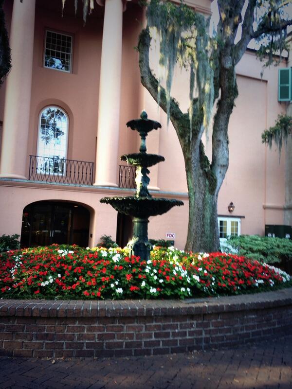 CofCDevonS's tweet photo. Starting my day golf carting around with @CofCRobbyH #ourcampusispretty #CofC18 #session3 http://t.co/wvdgqTLjV5