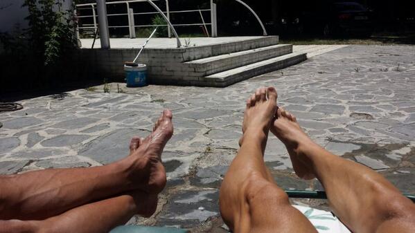 miguejimena's tweet photo. Al solecito despues de una noxe dura........@pablogal33 http://t.co/w7GPVaoEC2