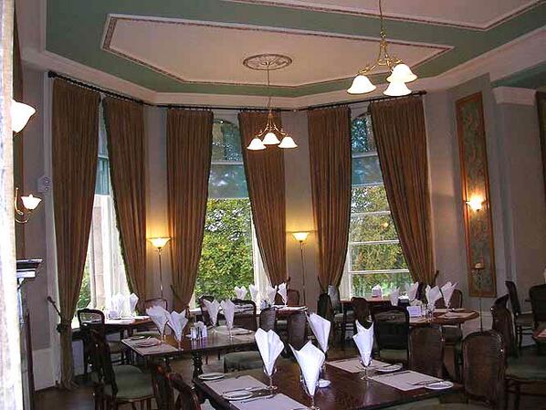 CornhillHouse's tweet image. 'Win a meal for 2' comp ends soon. Share our Facebook post for a chance to win! Details at bit.ly/1u8lnvd