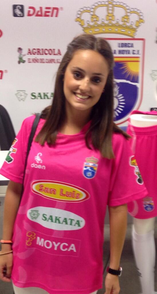 El equipo presenta una tercera equipación, de color rosa, que vestirá en algunos partidos fuera de casa <a href="/DaenSport/">DaenSport</a>