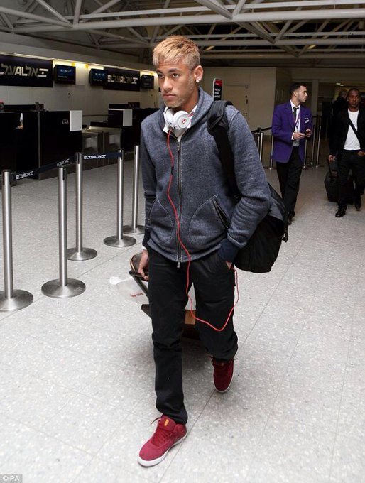 Footballer Fashionさん の最近のツイート 8 Whotwi グラフィカルtwitter分析 Footballer Fashionさん の最近のツイート 8 Whotwi グラフィカルtwitter分析