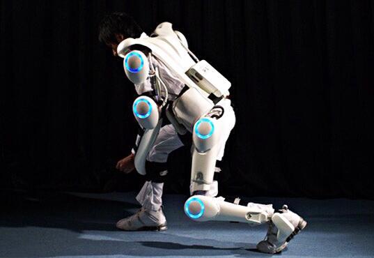 DublinTechTalk's tweet image. #FDA Approves First #RoboticExoskeleton for Paralyzed Users on.mash.to/1sTtUqI