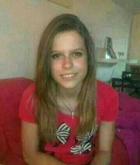 #Colabora y RT Guardia Civil #Málaga busca a Ana María, 15 años, #desaparecida en AlhauríndelaTorre.Si la ves #062