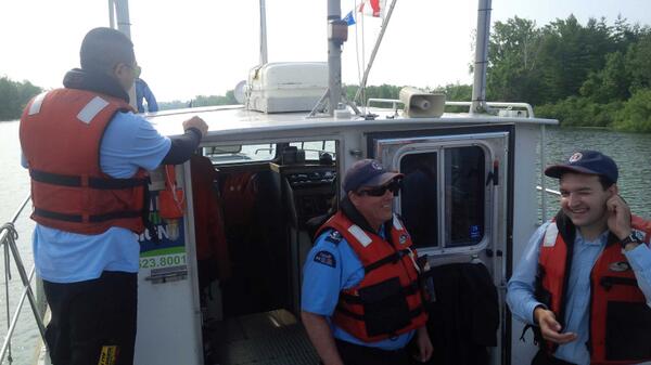 Francois079's tweet image. Paru on duty for Canada day