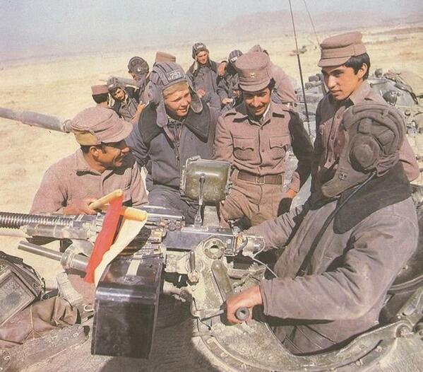 HitWithHistory's tweet image. Soviet and Afghan soldiers in Afghanistan-1980