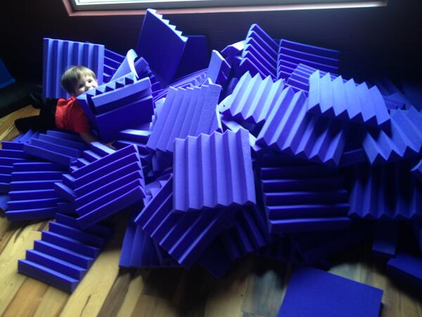 CharlieGathe's tweet photo. Vocal booth and Guitar Booth Foam is in...My little inspector is making sure it's up to par :) http://t.co/K2jqTEGhWU