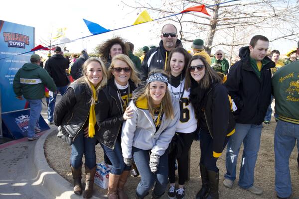 Want to get tickets to see football on the road this season? Click here to find out how: bit.ly/1rToJmr