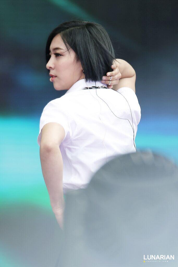 BrdtUygCQAARtEv.jpg:large