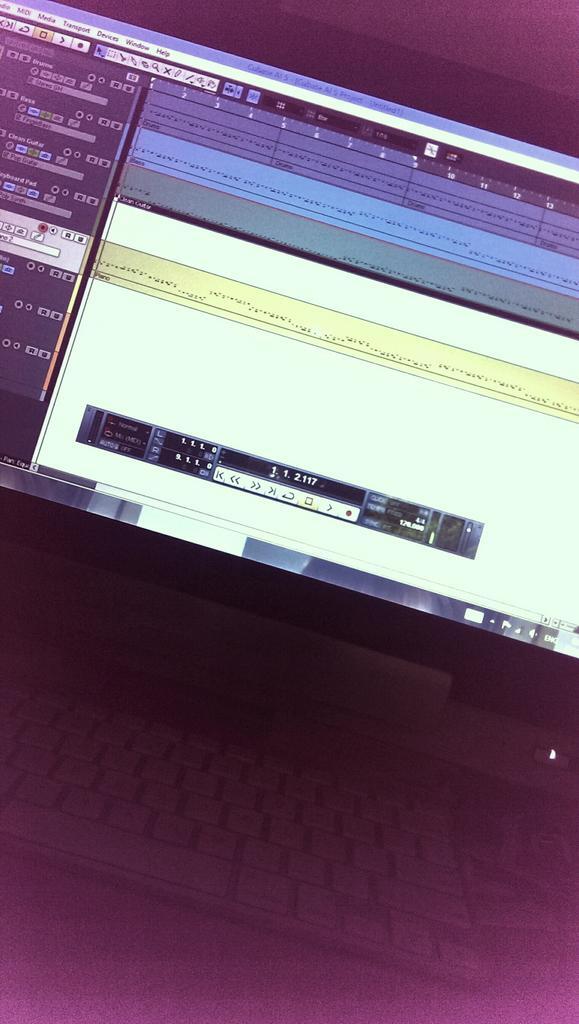 dxstudio2012 tweet picture
