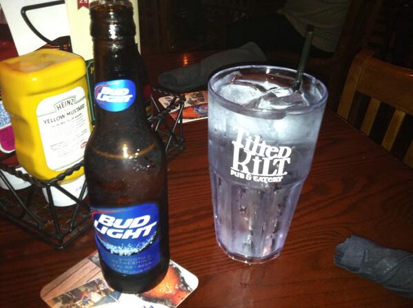 PI_Mike's tweet photo. Go USA! http://t.co/Elx4twhYP7