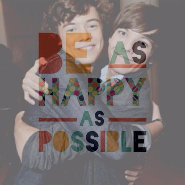 5SOSaDirection's tweet image. Stay happy😊